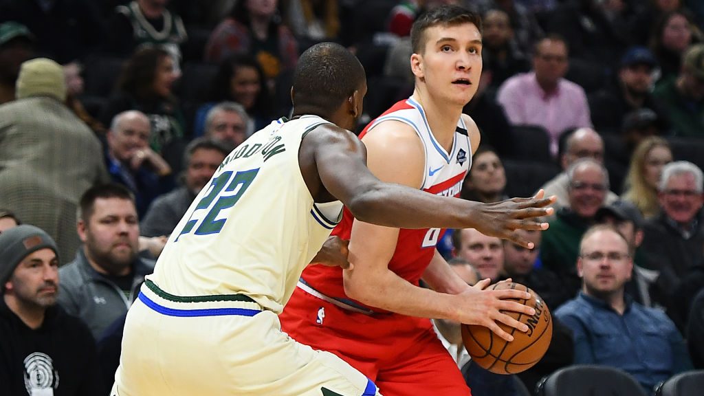 一个崭露头 一个崭露头